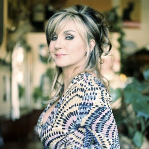 Lesley Garrett