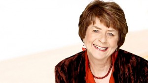 2015 11 22 Pam Ayres main