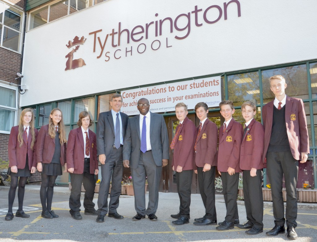 MP's visit to Tytherington School - I Love Macc